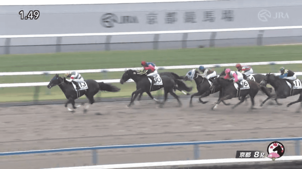 バロネッサ（母マルケッサ　母の父オルフェーヴル）が直線半ばで抜け出し連勝で3勝目